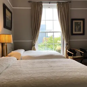 Guest house Harveys Dublin